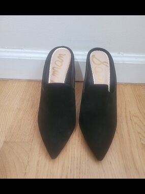 Sam Edelman Black Pointed Suede Mules